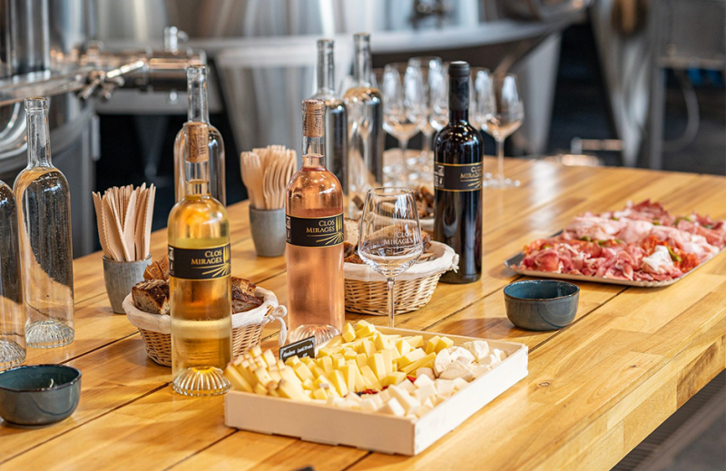 Maison MIRAGES à Gassin  - Bar à vins Saint-Tropez