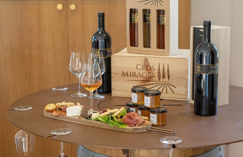 La Carte - Maison Mirages - Où manger à Saint-Tropez ? - Cave à manger Maison MIRAGES